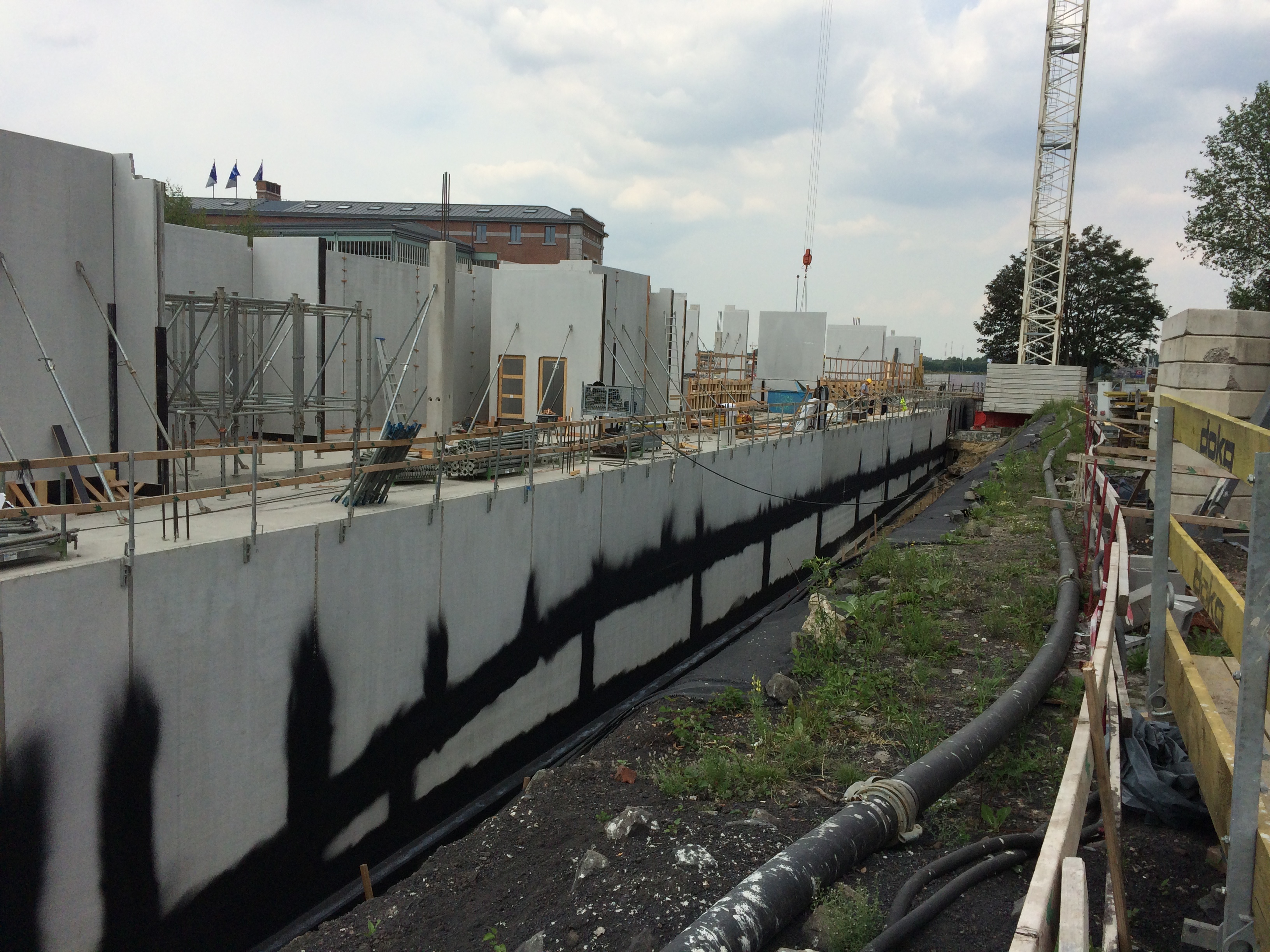 Etanchéisation de la cave extérieure 1.jpg